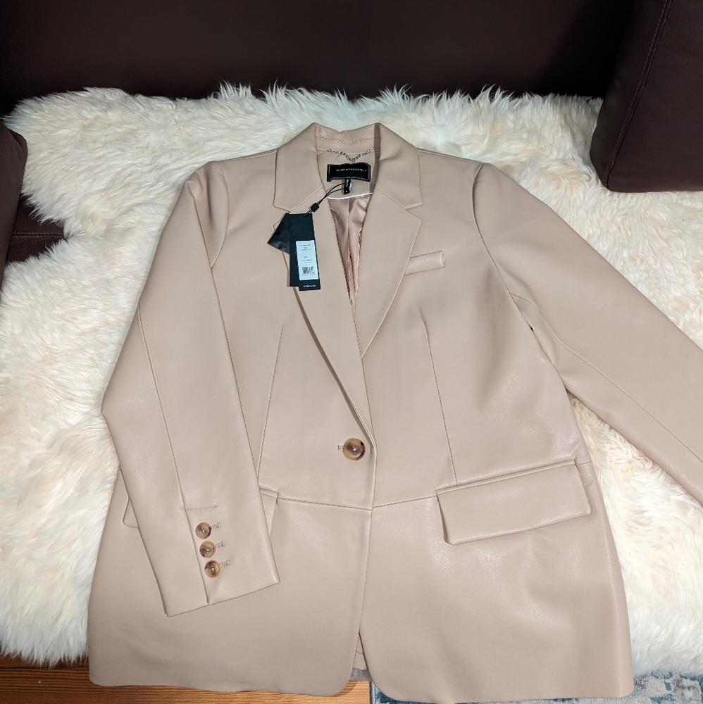 BcbgMaxAzria faux vegan leather oversized jacket L, latte